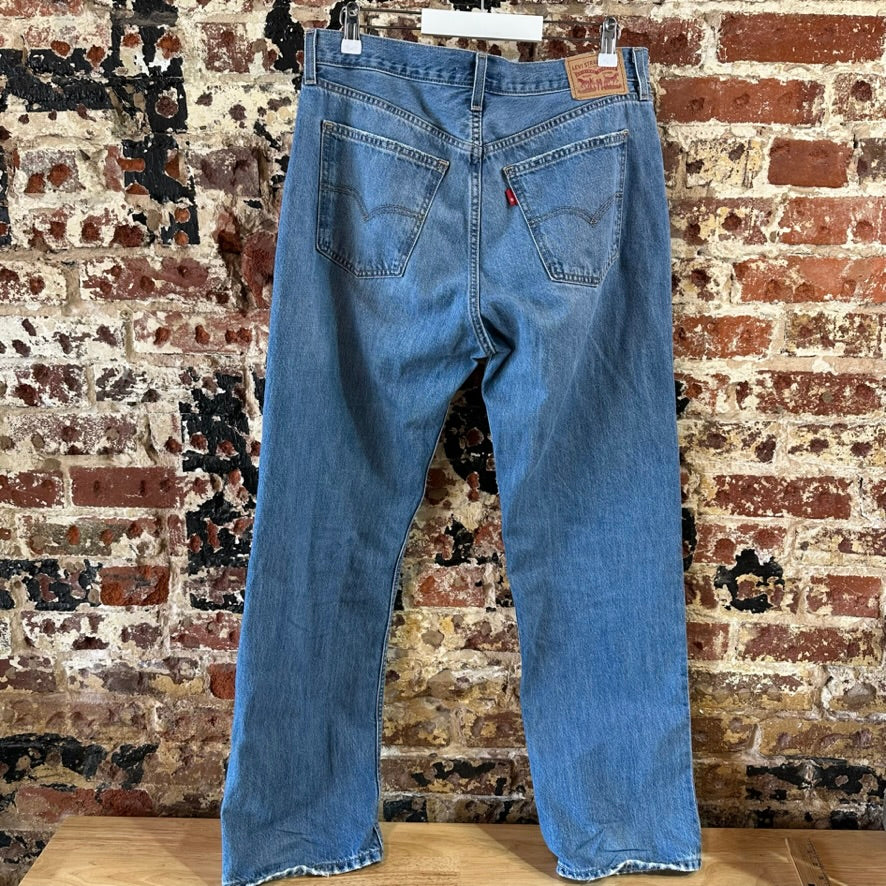 Levi's Womens 30 Low Pro Straight Jeans