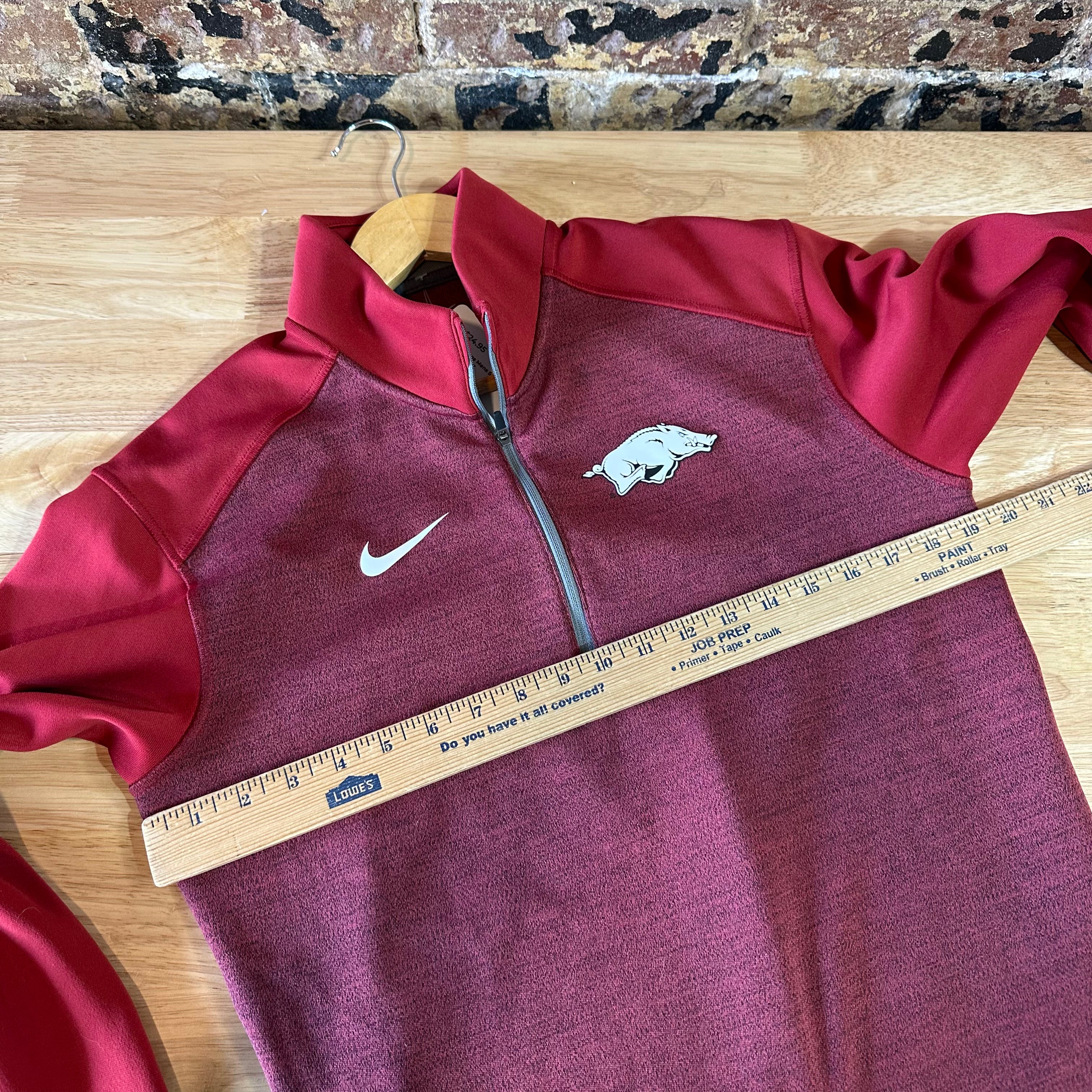 Nike Dri-Fit Arkansas Razorbacks 1/4 Zip Pullover Men’s Small Red Long Sleeve