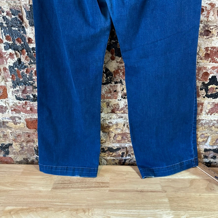 Ariat Womens 34 Trouser Jeans