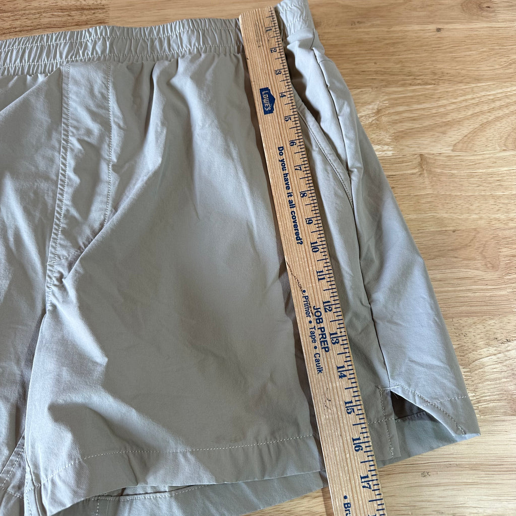 American Eagle Men's Tan Casual Jogger Shorts Size Large 36x5.25"