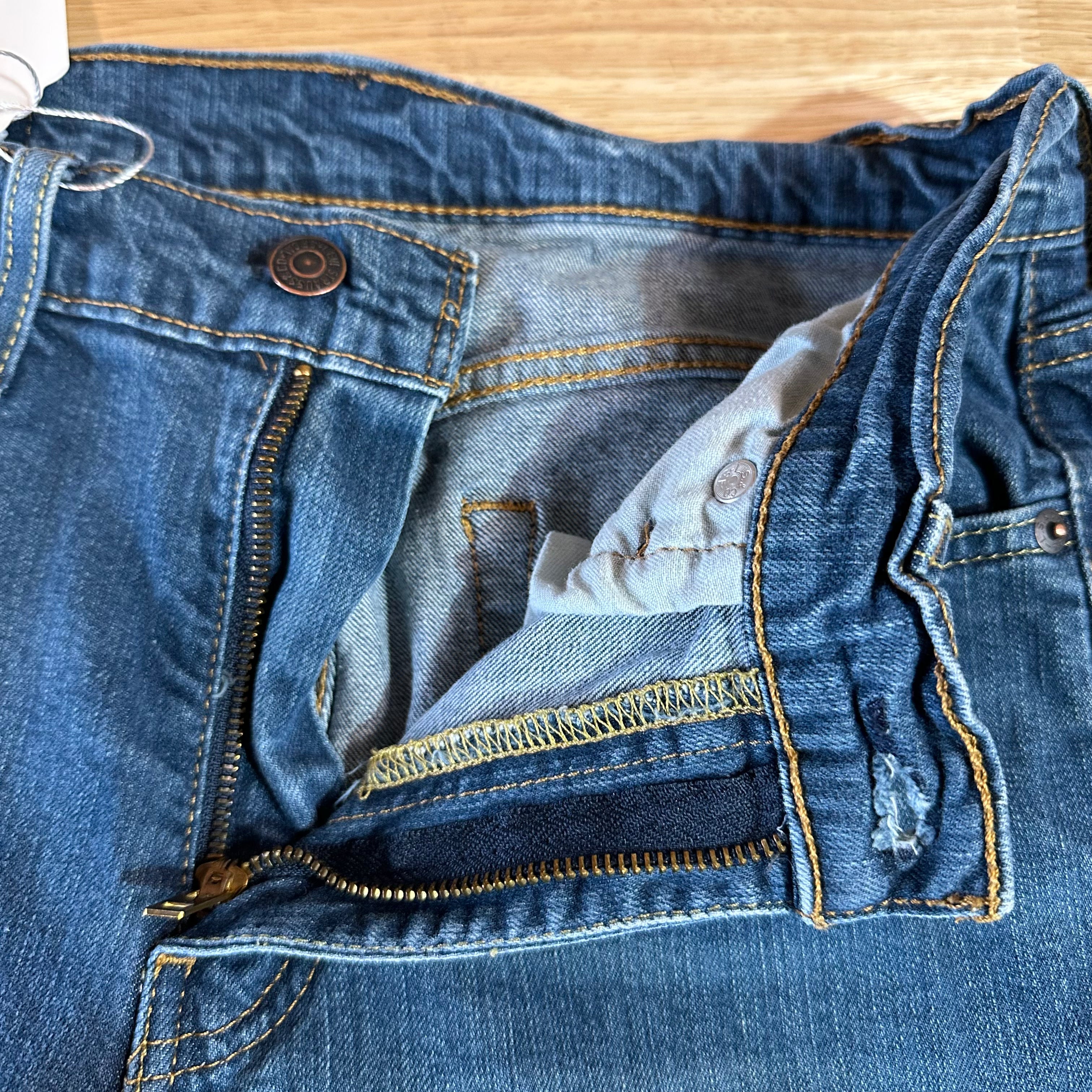 Levis 514 Mens 30x32 Blue Jeans