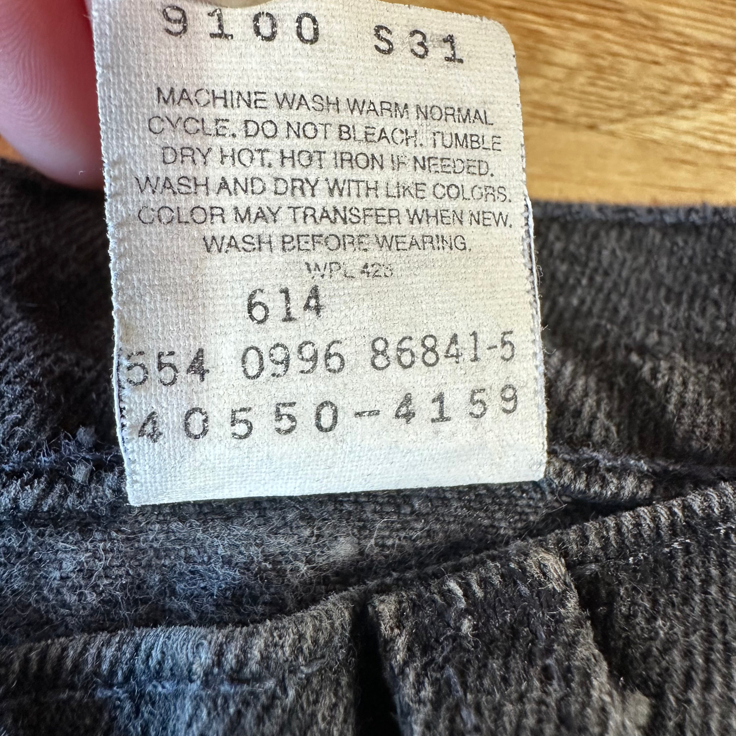 Vtg Levis 550 Black Orange Tab Relaxed Tapered Mens Jeans 40x30 USA 1996 90s