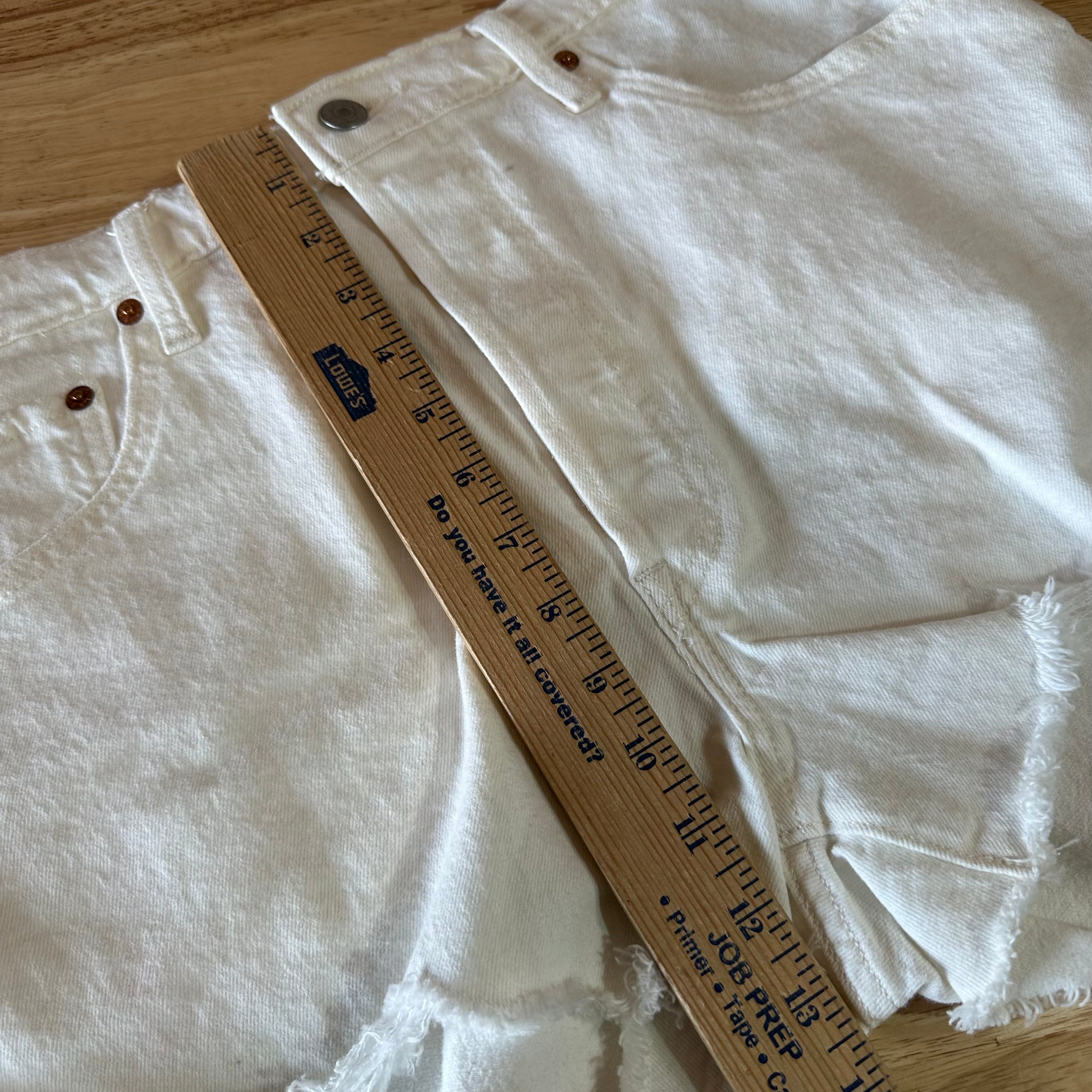 Levi's Cut Off Denim White Jean Shorts Womens 34 Distressed - 34x2.5"