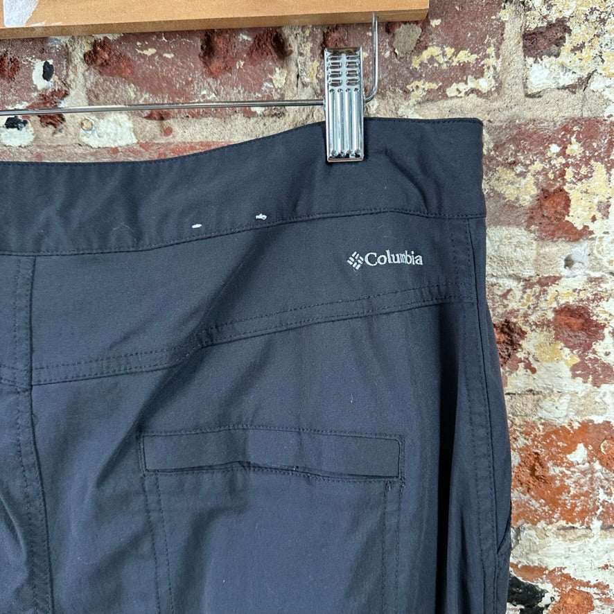 Columbia Womens 8 Black Capris