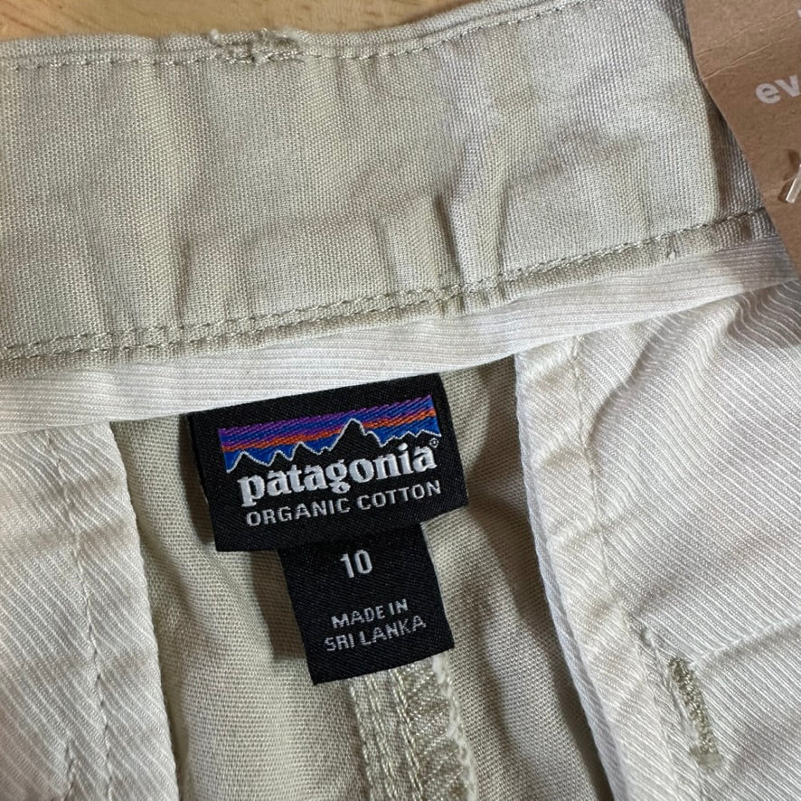 Patagonia Womens 10 Tan Shorts