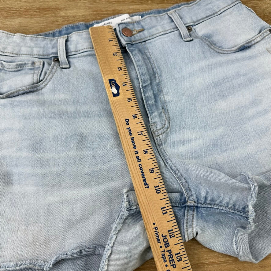 Levi's Cut Off Denim Blue Jean Shorts Womens 14-32 Distressed - 32x3"