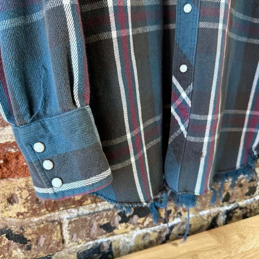 Wrangler Mens XL Flannel Button Up