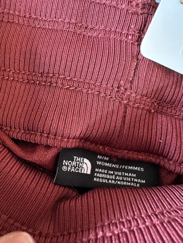 North Face Womens Medium Capri's