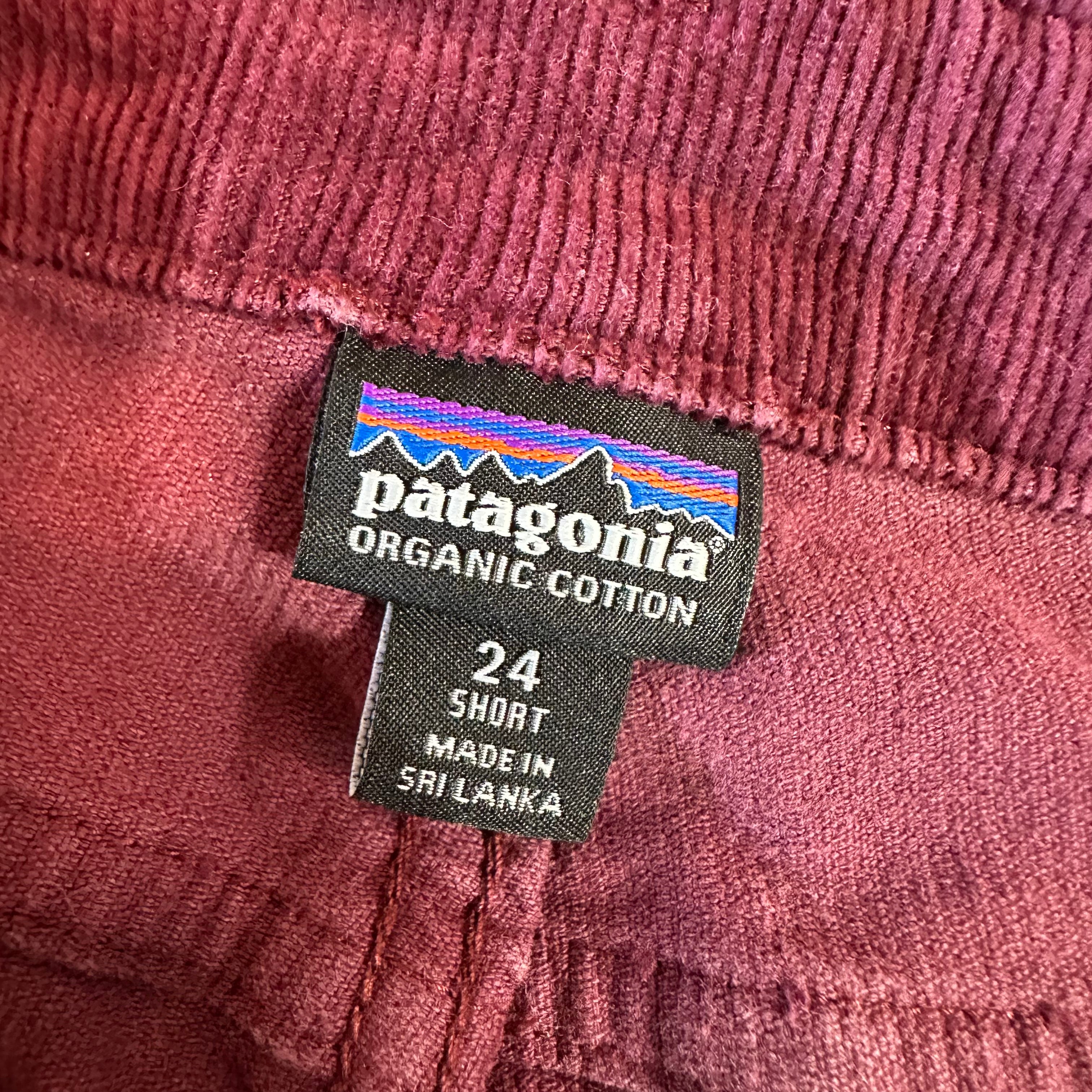 Patagonia Womens 24 Short Burgundy Corduroy Pants
