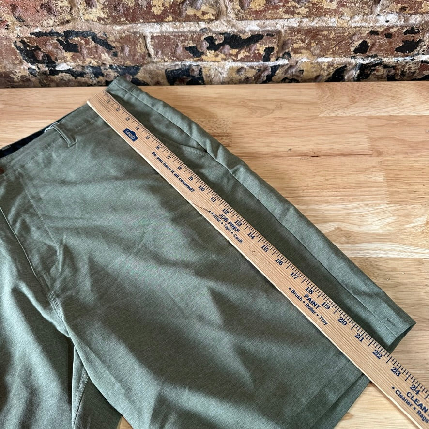 Volcom Shorts Mens 38