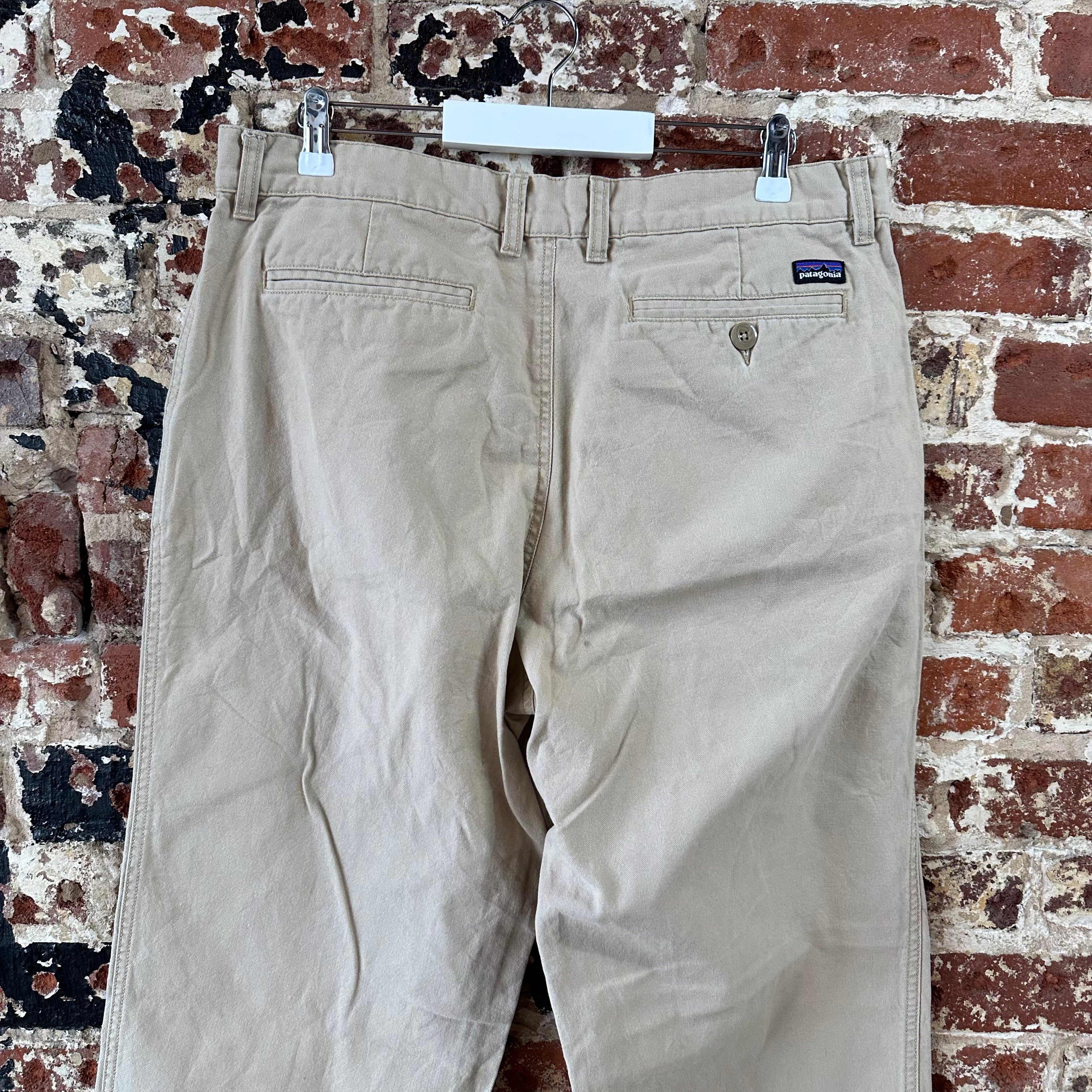 Patagonia Mens tan Pants Mens size 36 Chino Casual (35x32.5)