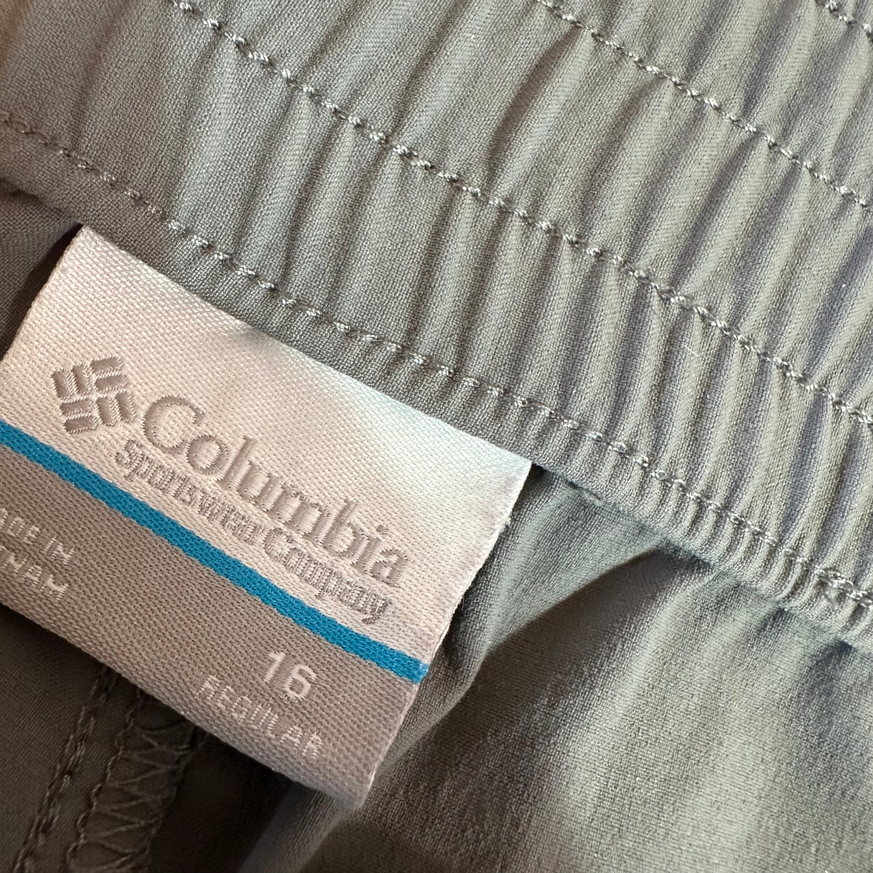 Columbia Pants Womens 16 Gray pants 35x31" Hiking outdoor Roll Tab