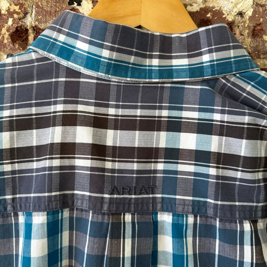 Ariat Pro Shirt Mens Large Button Down plaid Western Cowboy Rodeo long sleeve
