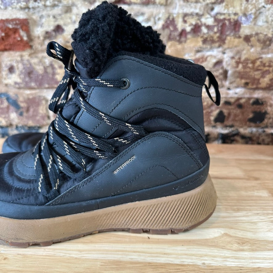 Columbia Womens 8 Black boots
