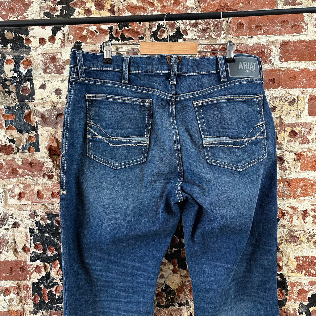 Ariat M4 Mens 38x30 Blue Jeans