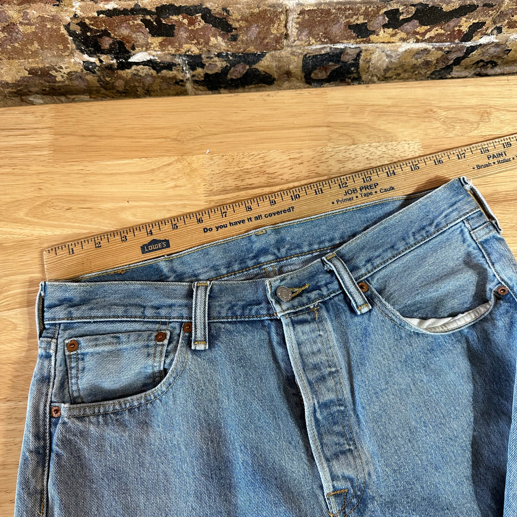 Levi's 501 Mens 33x30 Blue Jeans