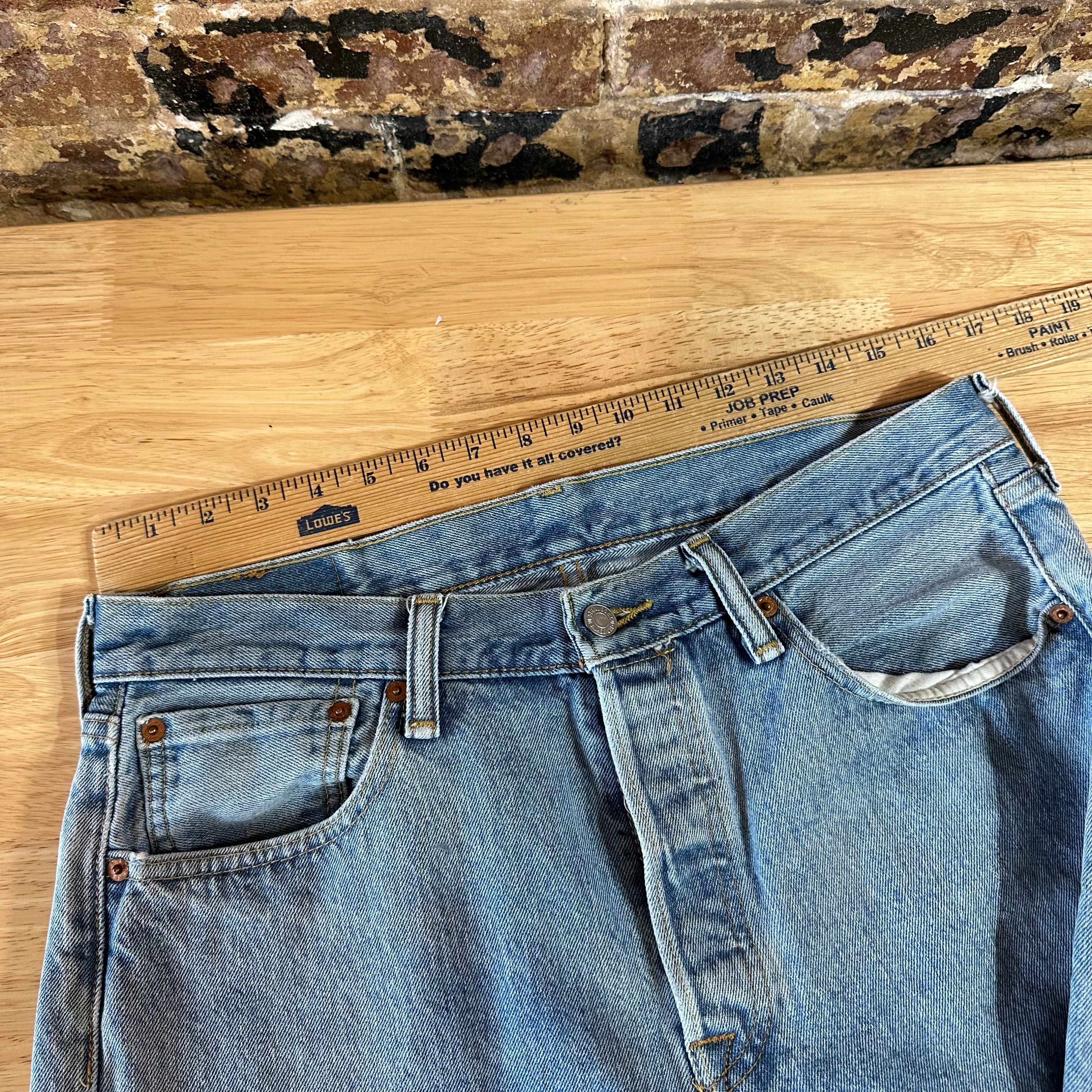 Levi's 501 Mens 33x30 Blue Jeans