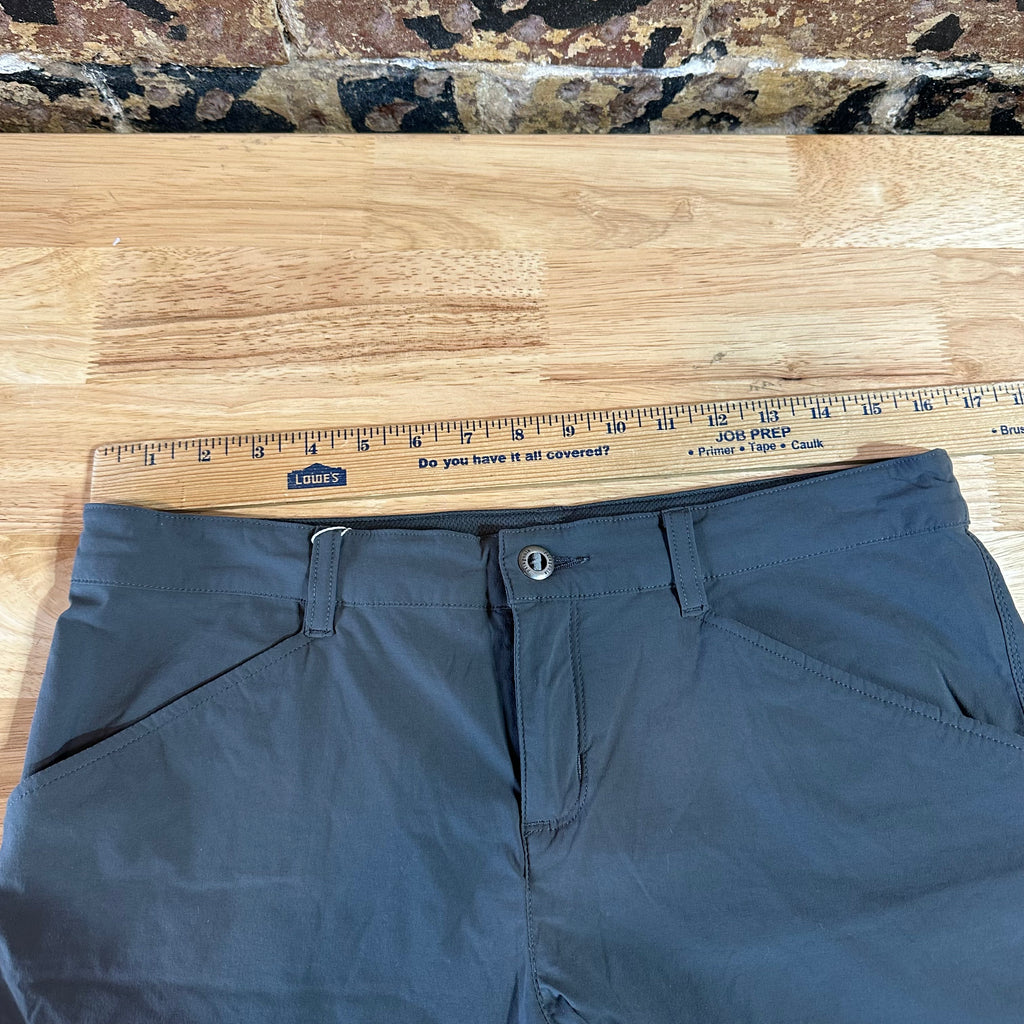 Patagonia Quandary Shorts Women's 8 Gray Lightweight Outdoor Hiking 5" inseam