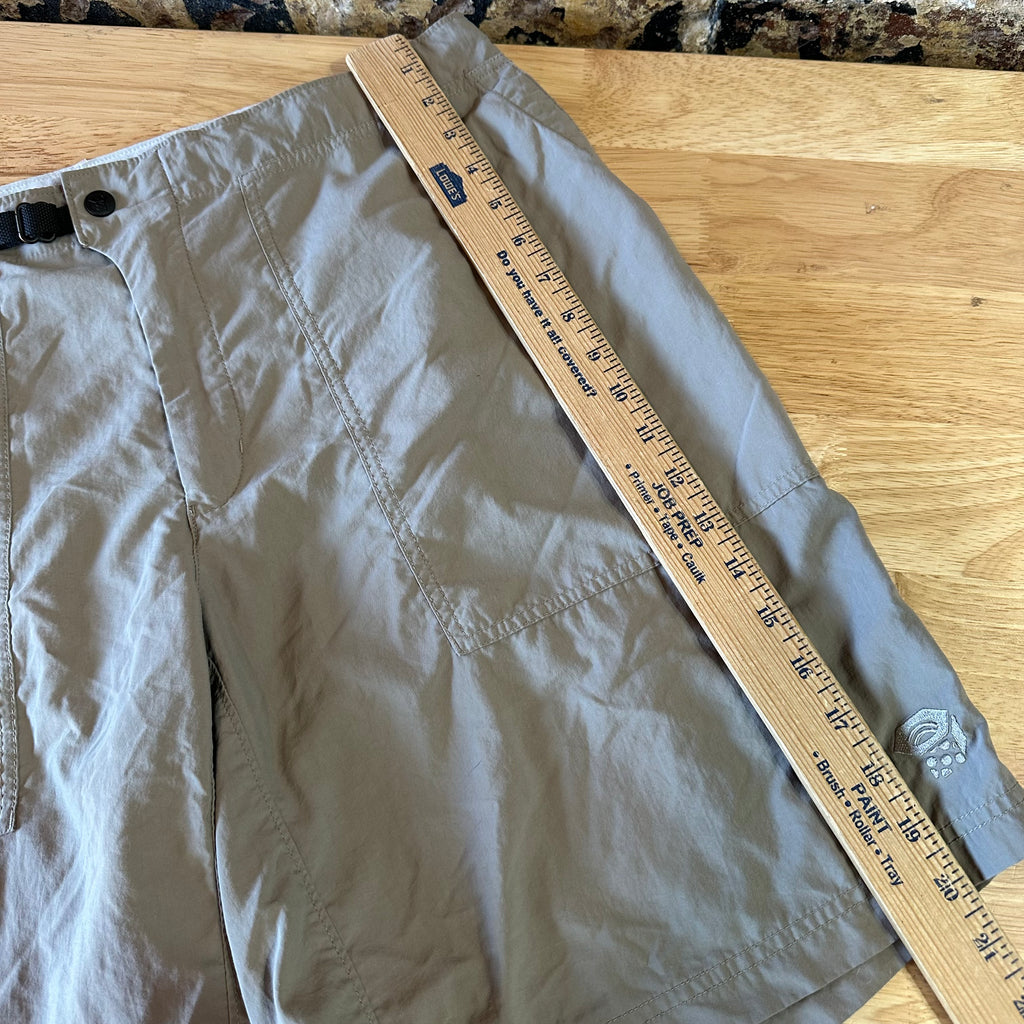 Mountain Khakis Mens XL Tan Shorts