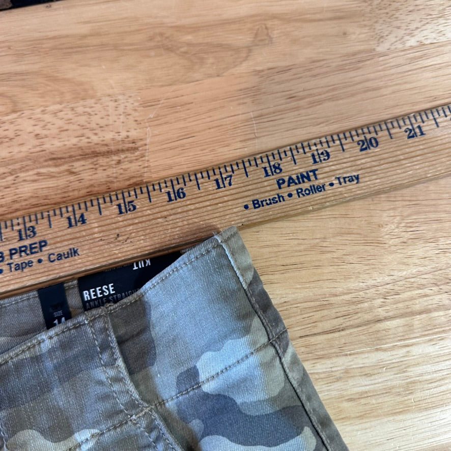 KUT Womens 14 Camo Pants NEW