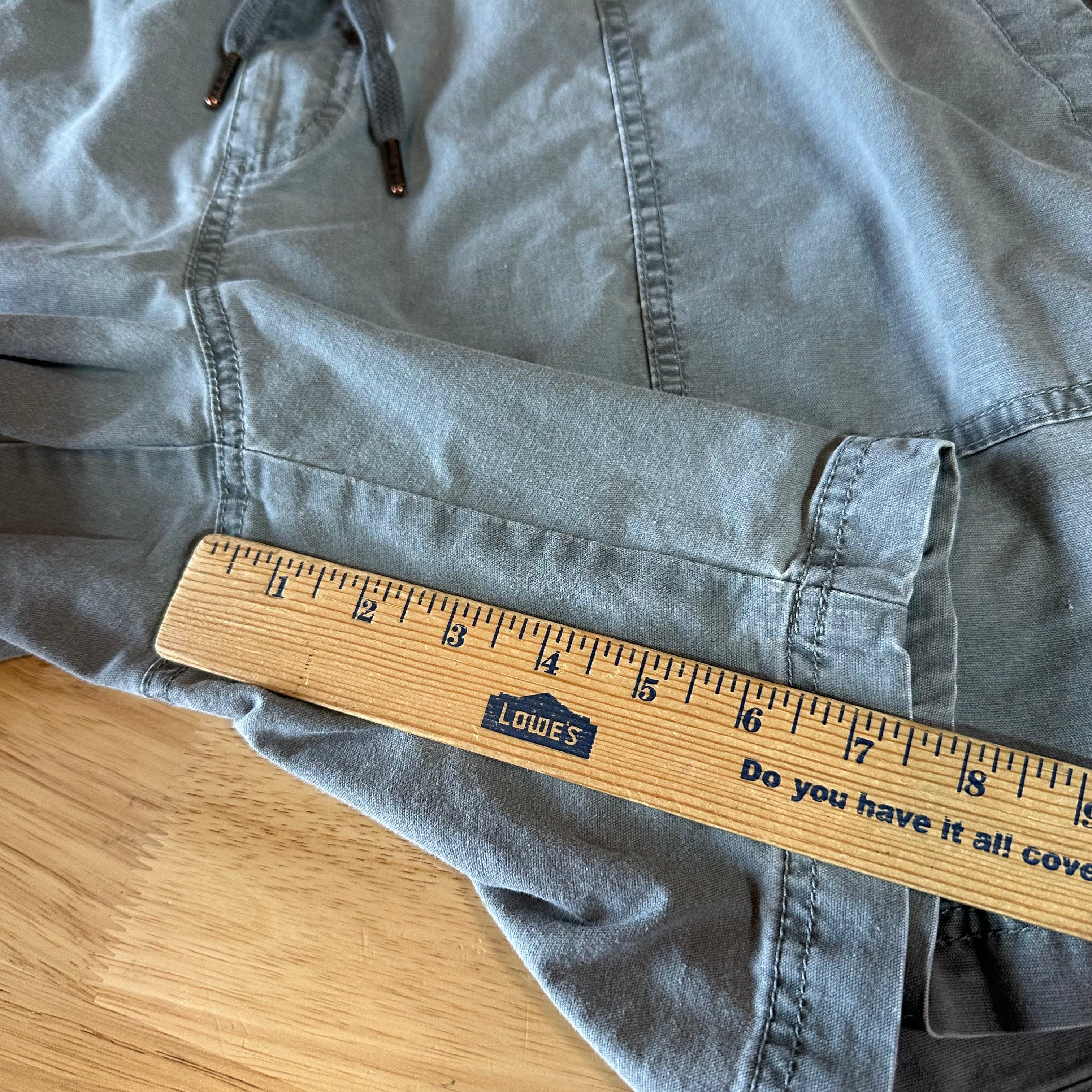 LL Bean Mens 2XL Gray Shorts