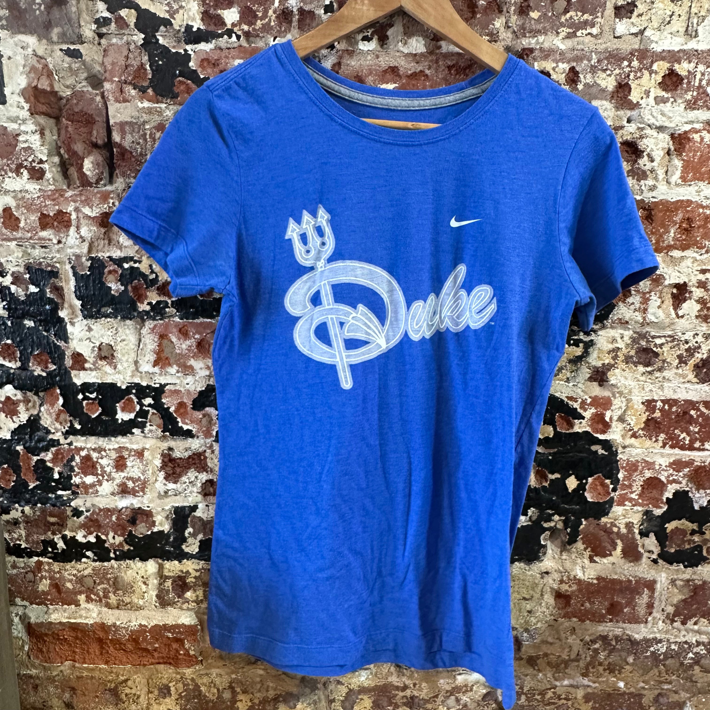 Nike Duke Womens Medium T-Shirt
