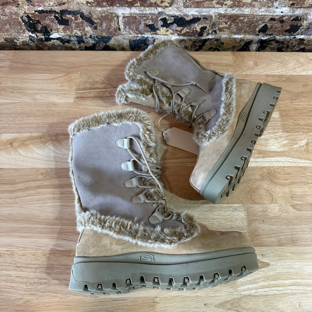 Vintage Y2K Skechers Outdoor 10 Frolic Suede Winter boots Faux Fur Lined Suede