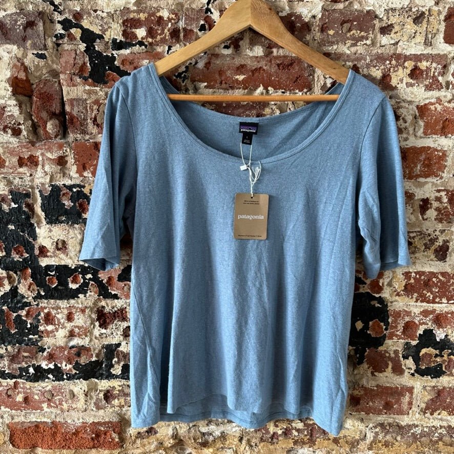 Patagonia Shirt Womens Size Large NEW