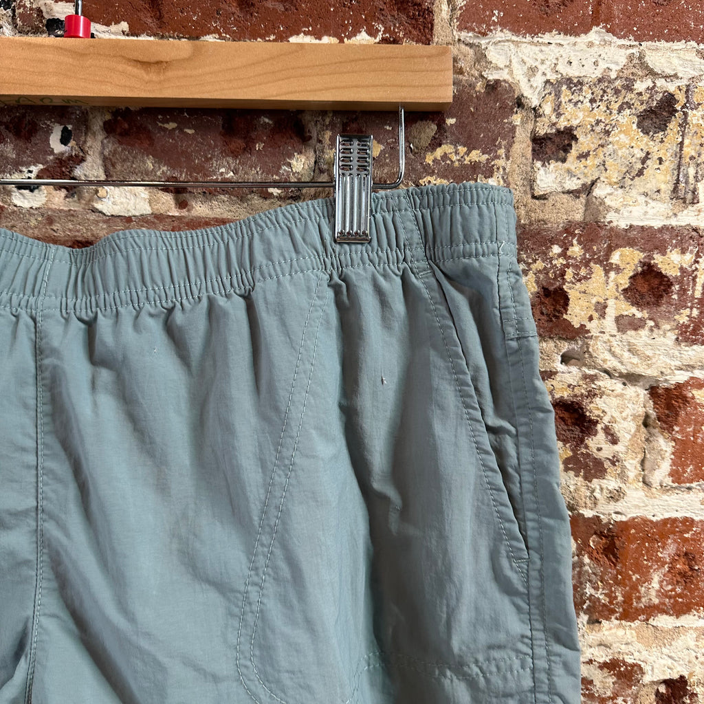 Columbia Women's Large Shorts