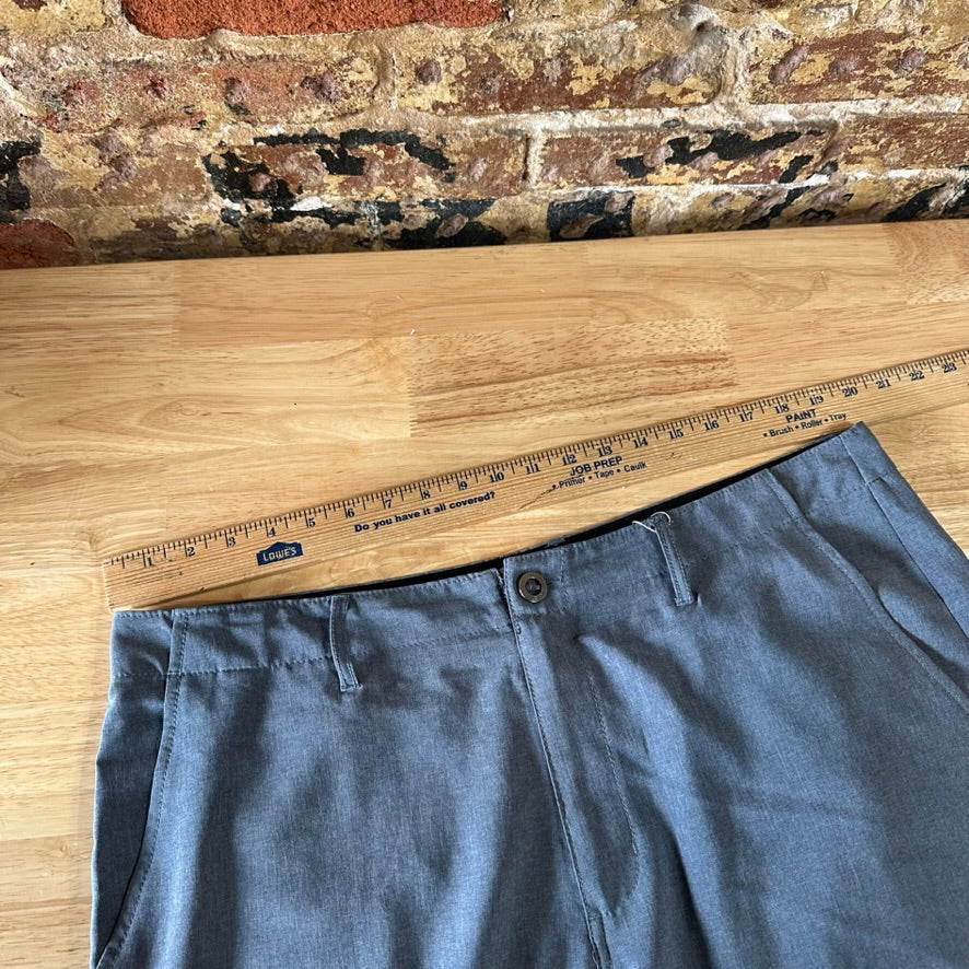 Volcom Shorts Mens 38
