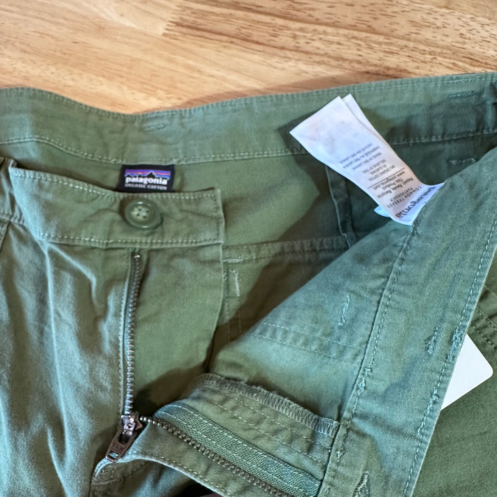 Patagonia Womens 8 Green Capris