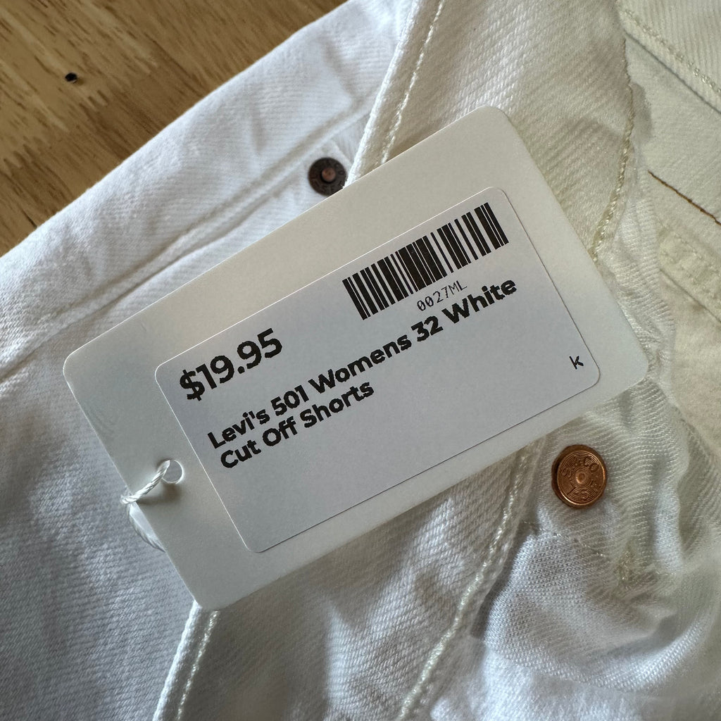 Levi's Cut off Jean Shorts 32