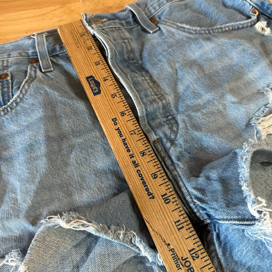Levi's Cut Off Denim Jean Shorts Womens 32