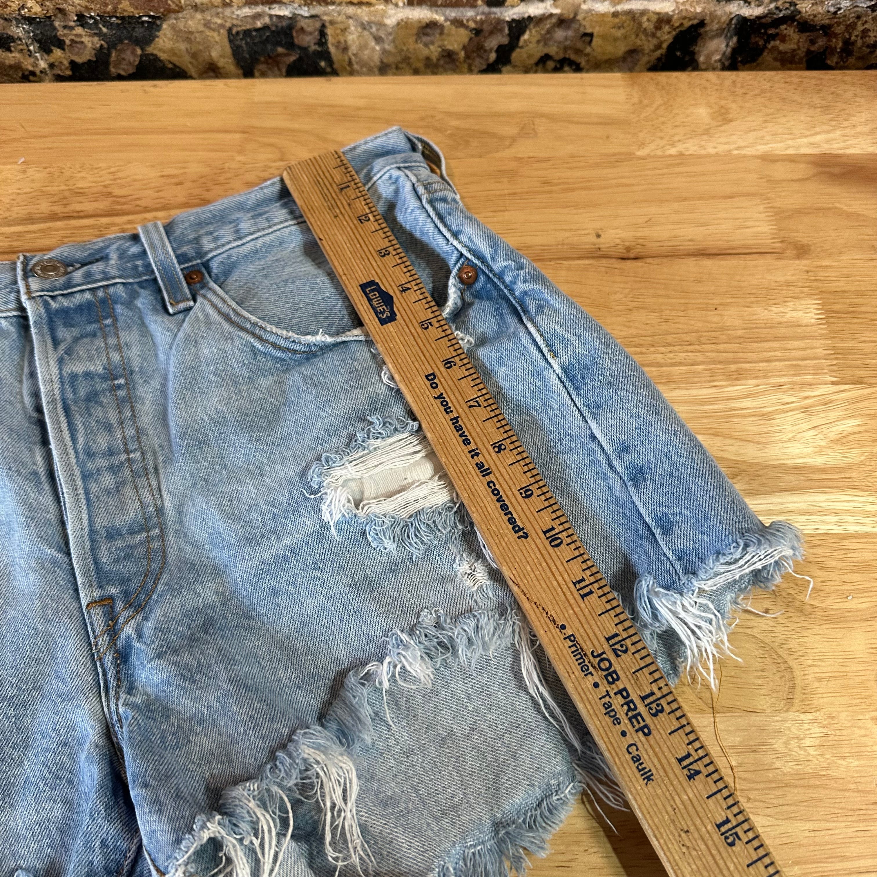 Levi's 501 Cut Off Jean Shorts Womens 30