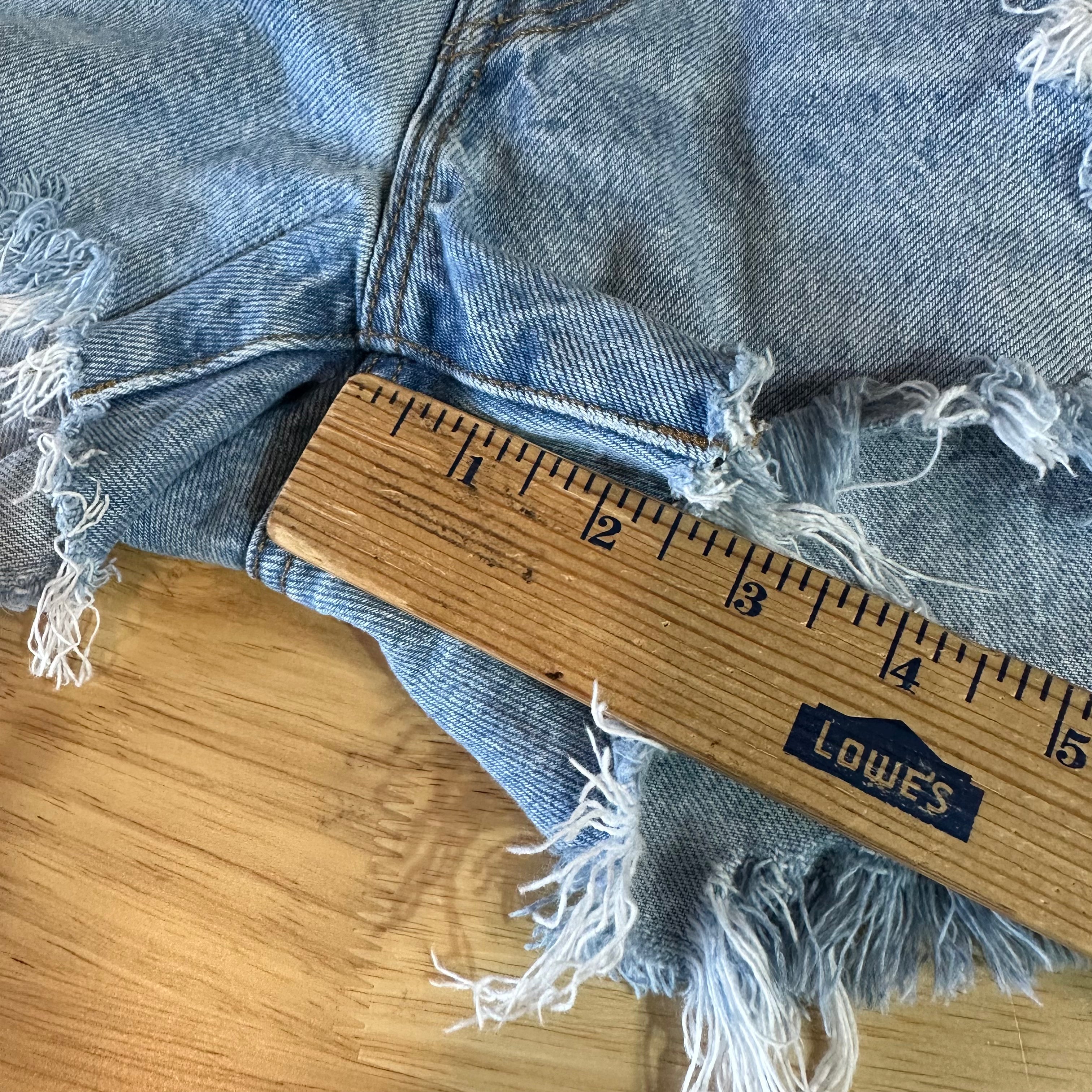 Levi's 501 Cut Off Jean Shorts Womens 30
