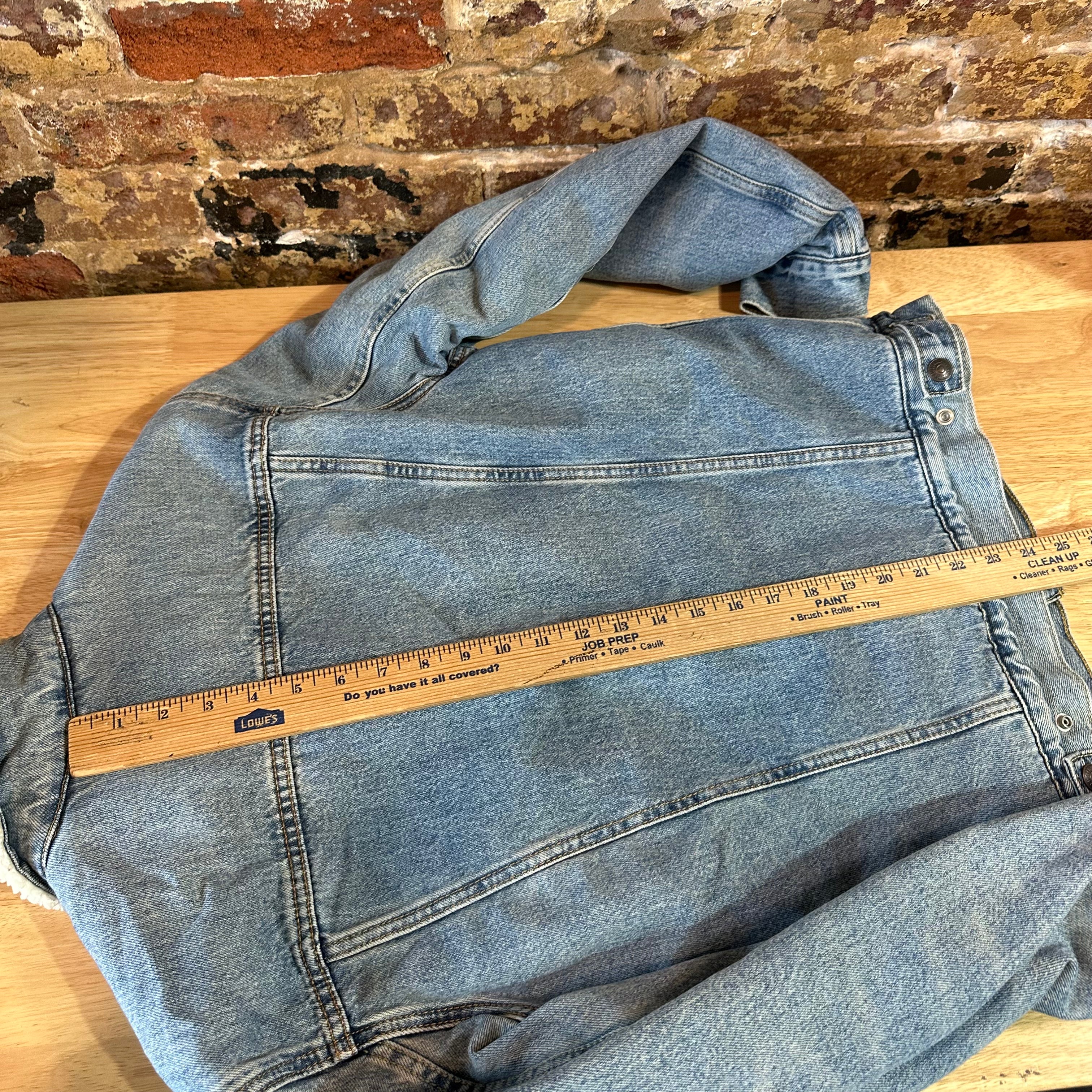 Levi's Mens Medium Sherpa Jean Jacket