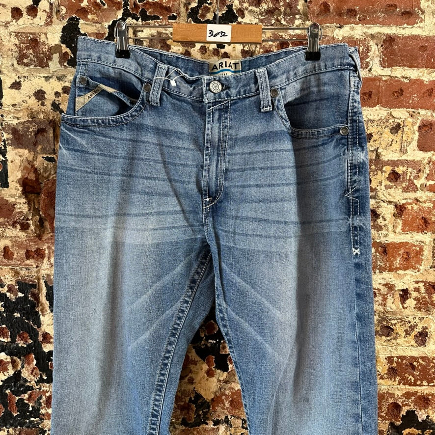 Ariat M2 Mens 36x32 Blue Jeans