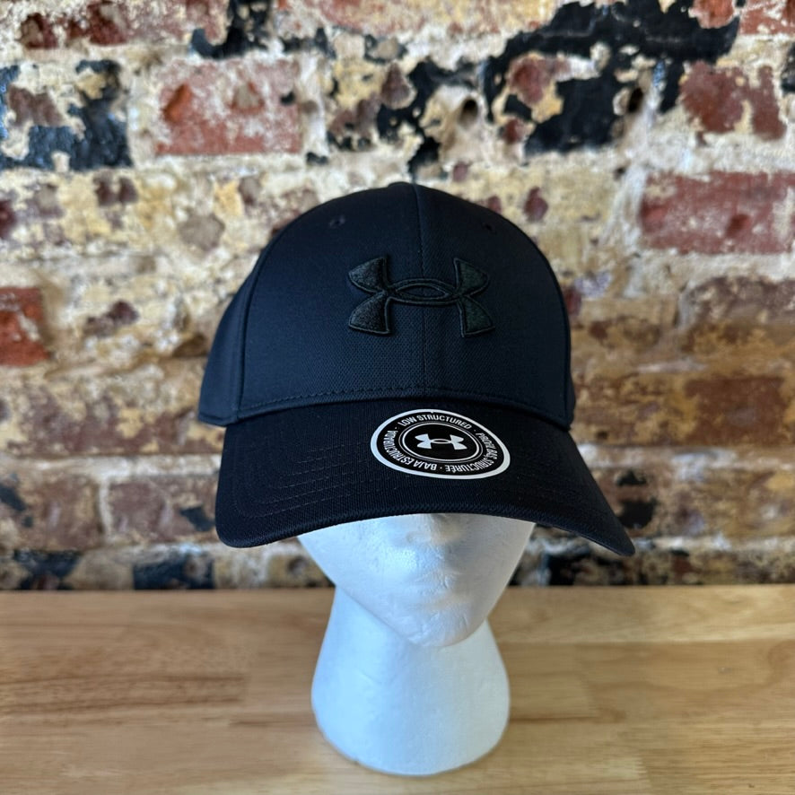 Under Armour UA Men's Black w/black logo Classic Fit L/XL Cap Hat NWT