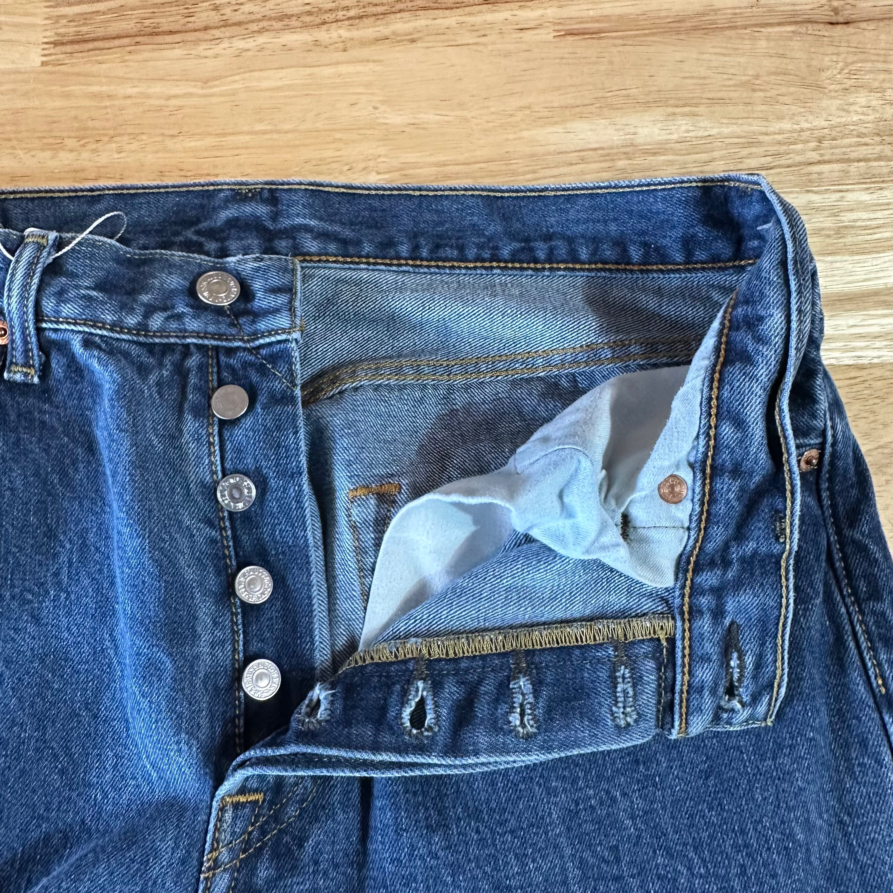 Levi's 501 Mens 33x32 Blue Jeans