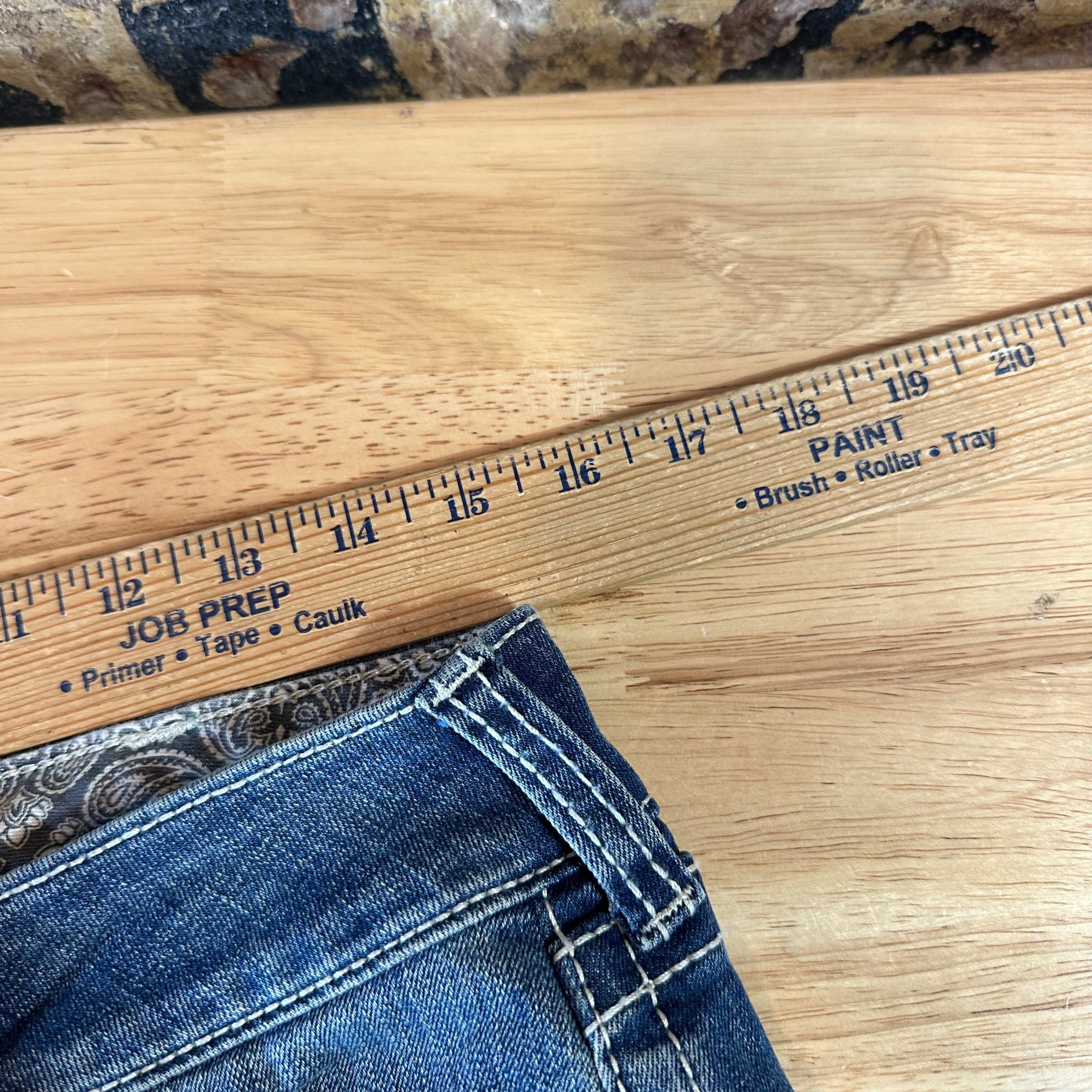 Ariat Womens 28 Straight Jeans