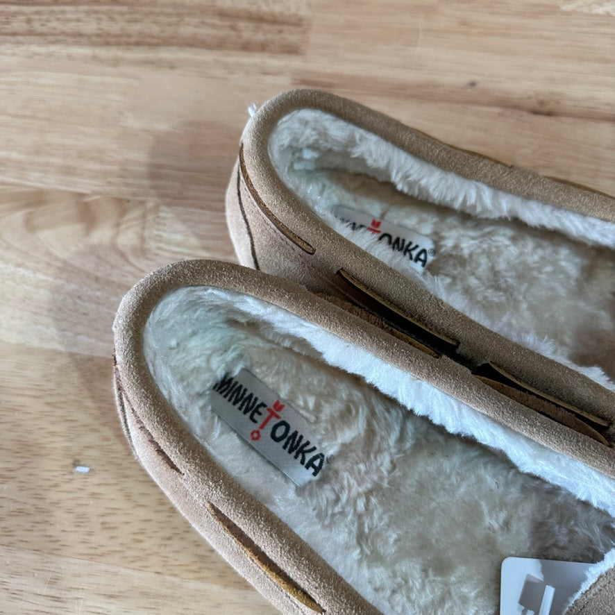 Minnetonka Womens 11 Moccasins