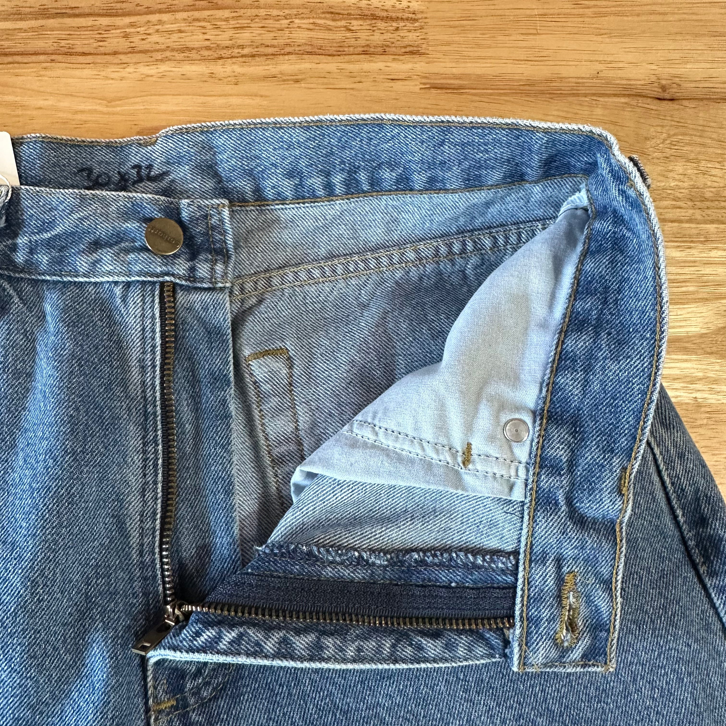 Carhartt Mens 30x32 Jeans