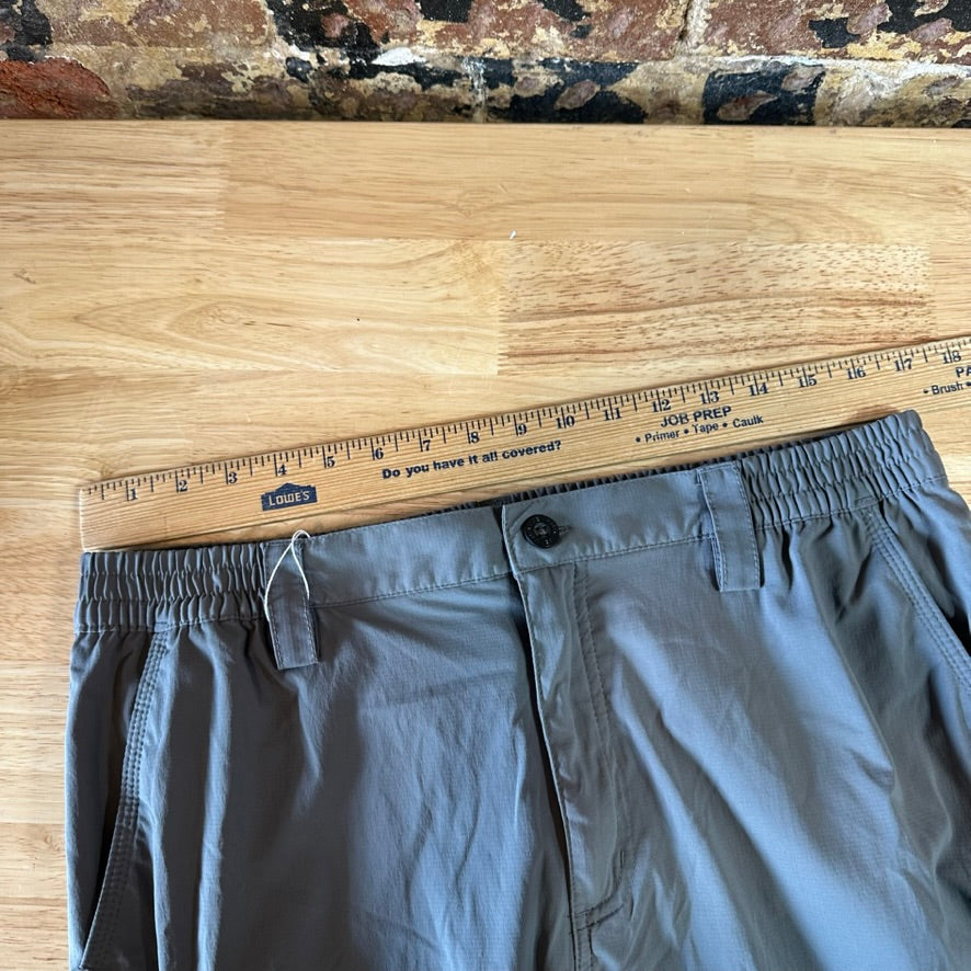 Magellan Mens Large Gray Pants