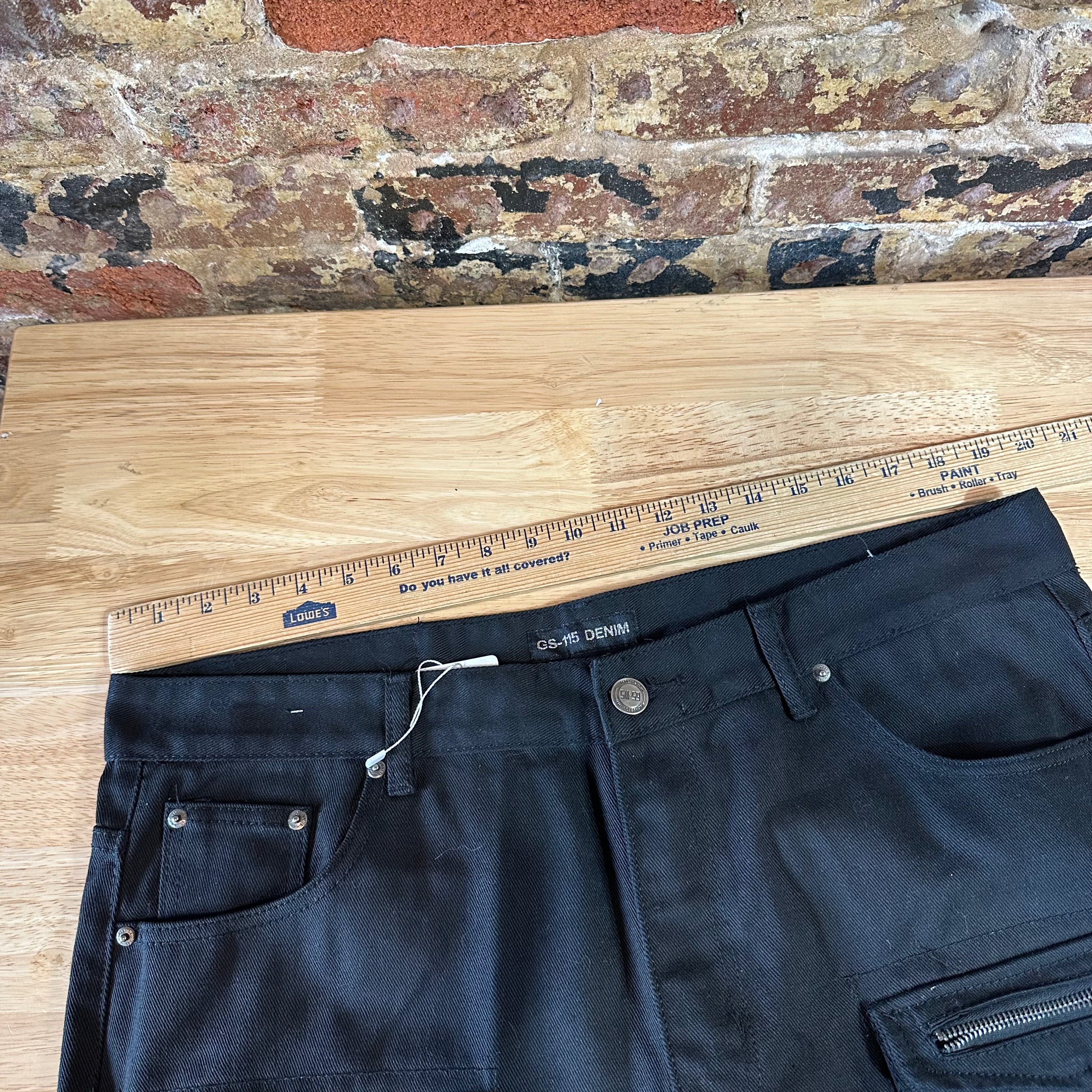 GS-115 Mens 38x34 Black Jeans