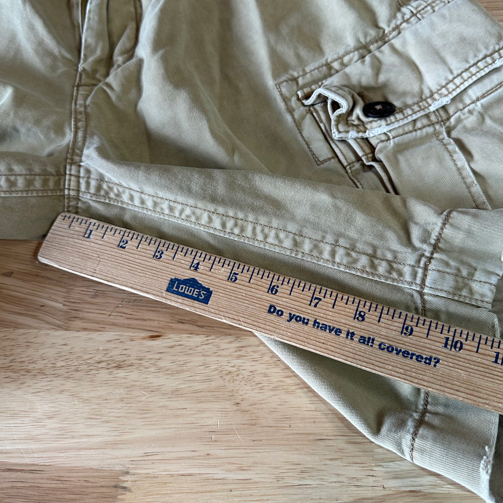 American Eagle Outfitters Classic Cargo Shorts Mens 34 Tan 11" inseam