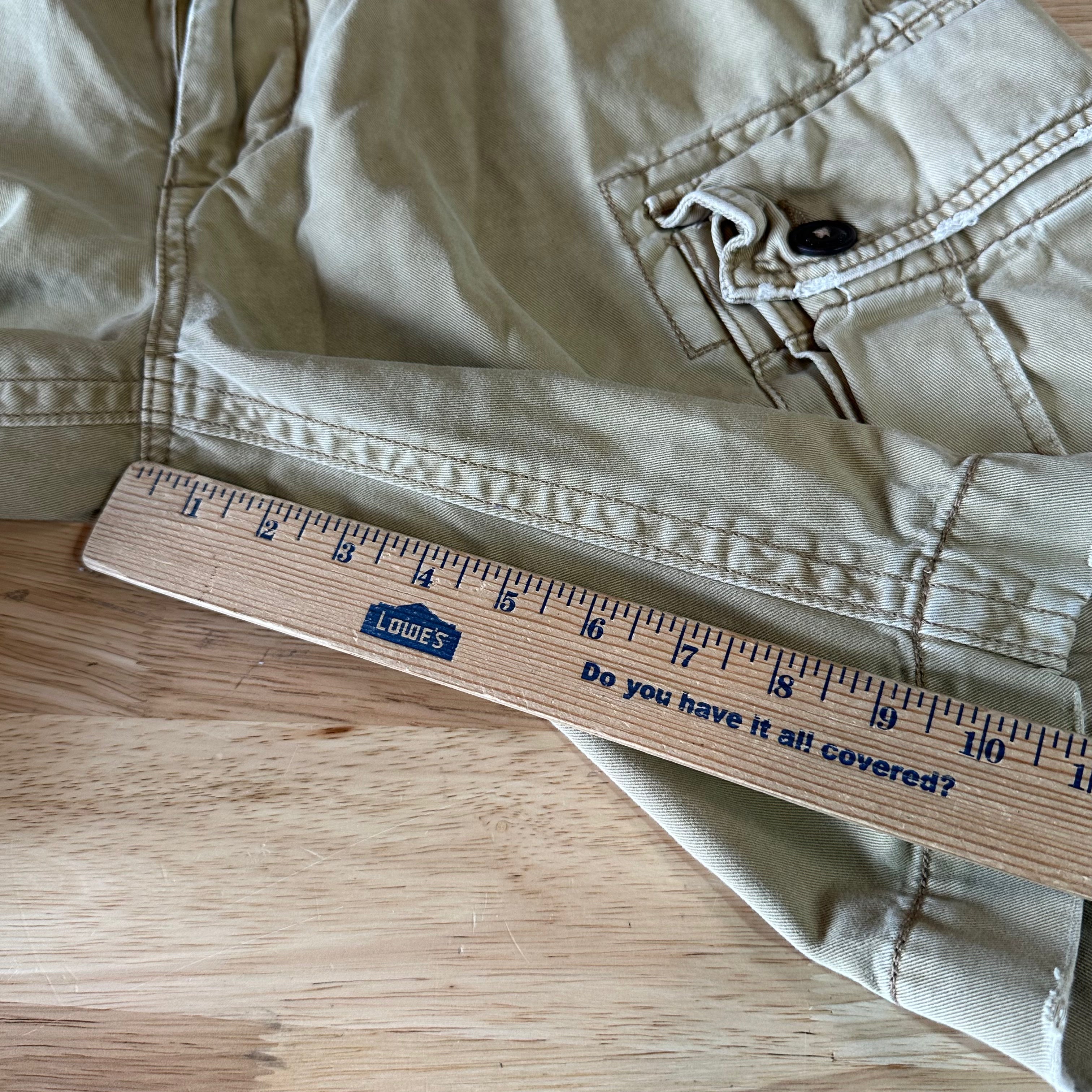 American Eagle Outfitters Classic Cargo Shorts Mens 34 Tan 11" inseam