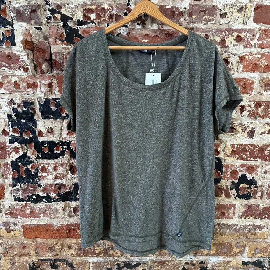 The North Face Womens Large green Shirt