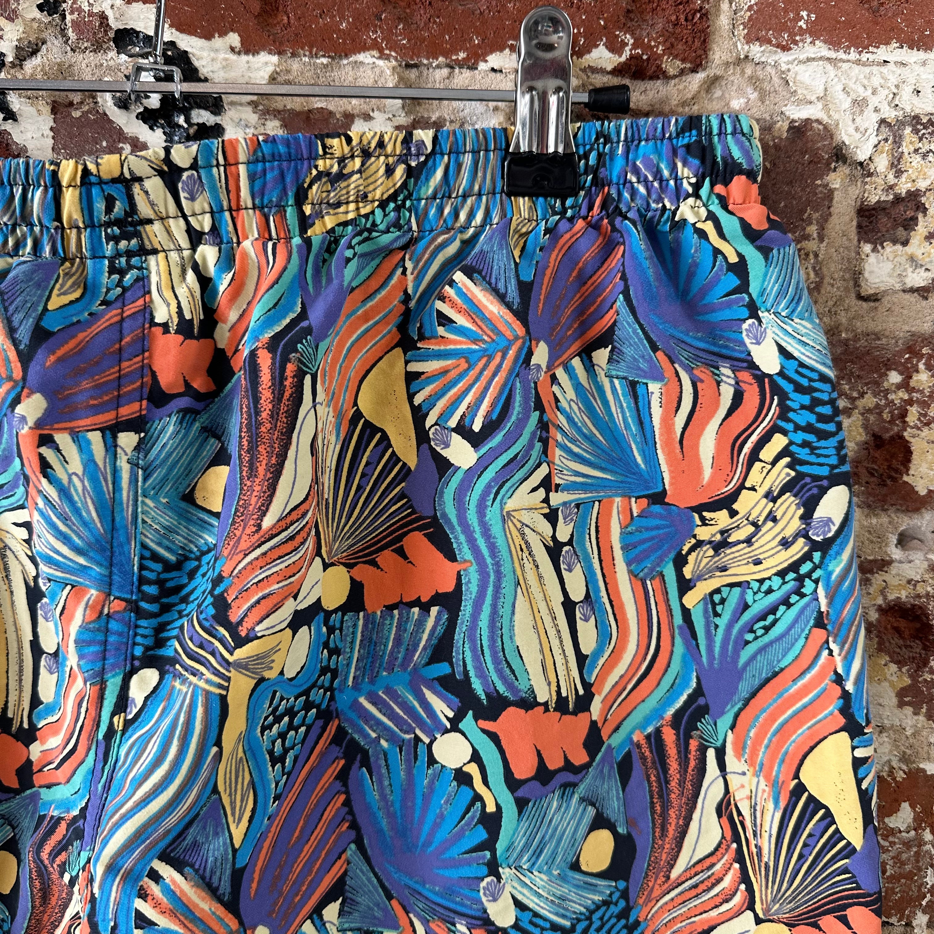 Patagonia Barely Baggies Shorts Womens Medium Purple Costa Rica Abstract