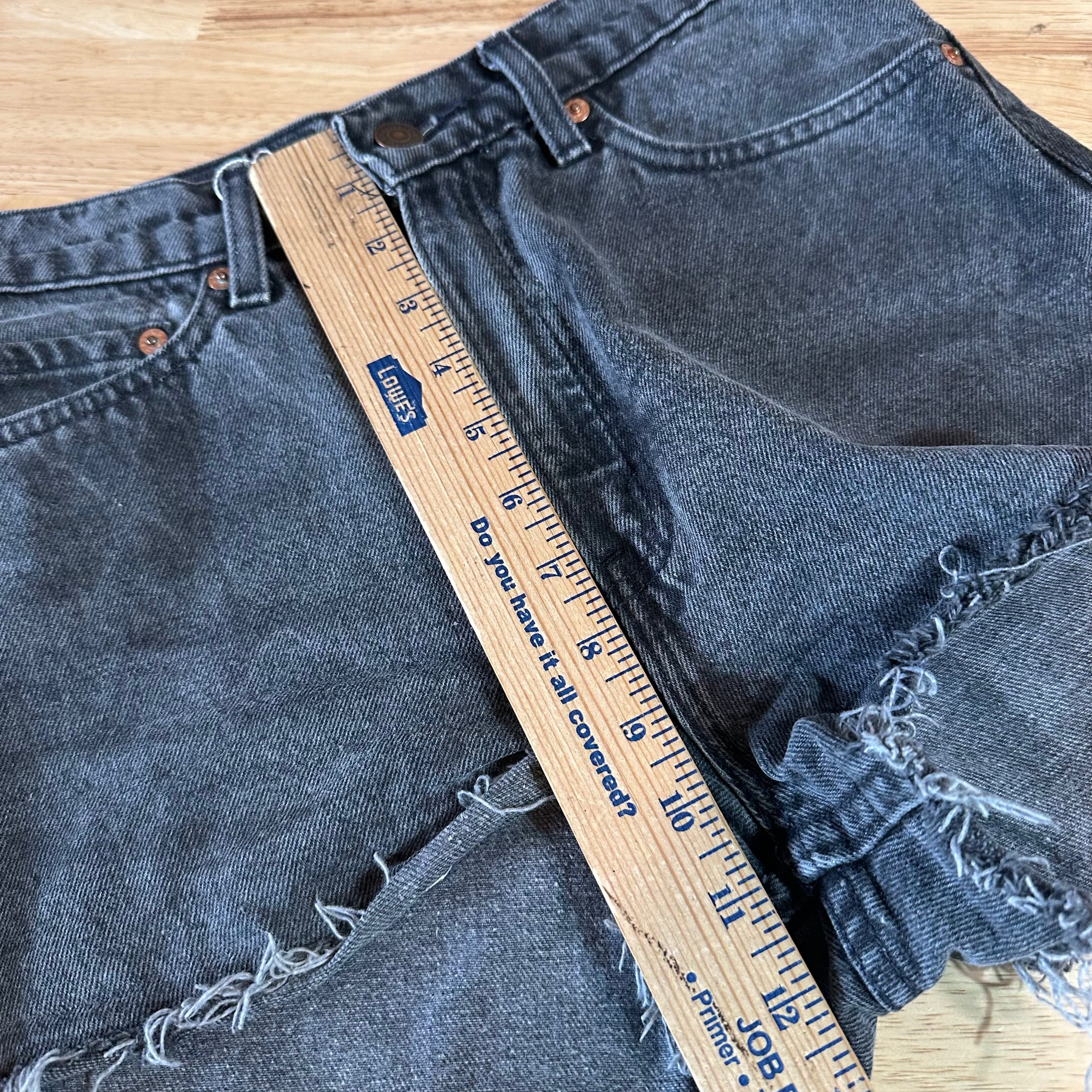 Levi's Cut Off Black Denim Jean Shorts Womens 26 Distressed