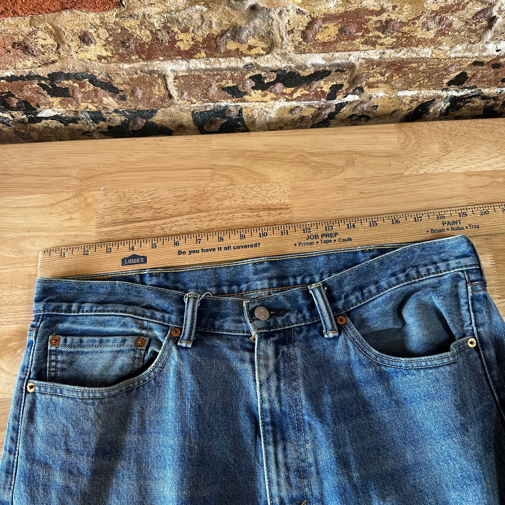 Levi's 505 Mens 38x30 Blue Jeans